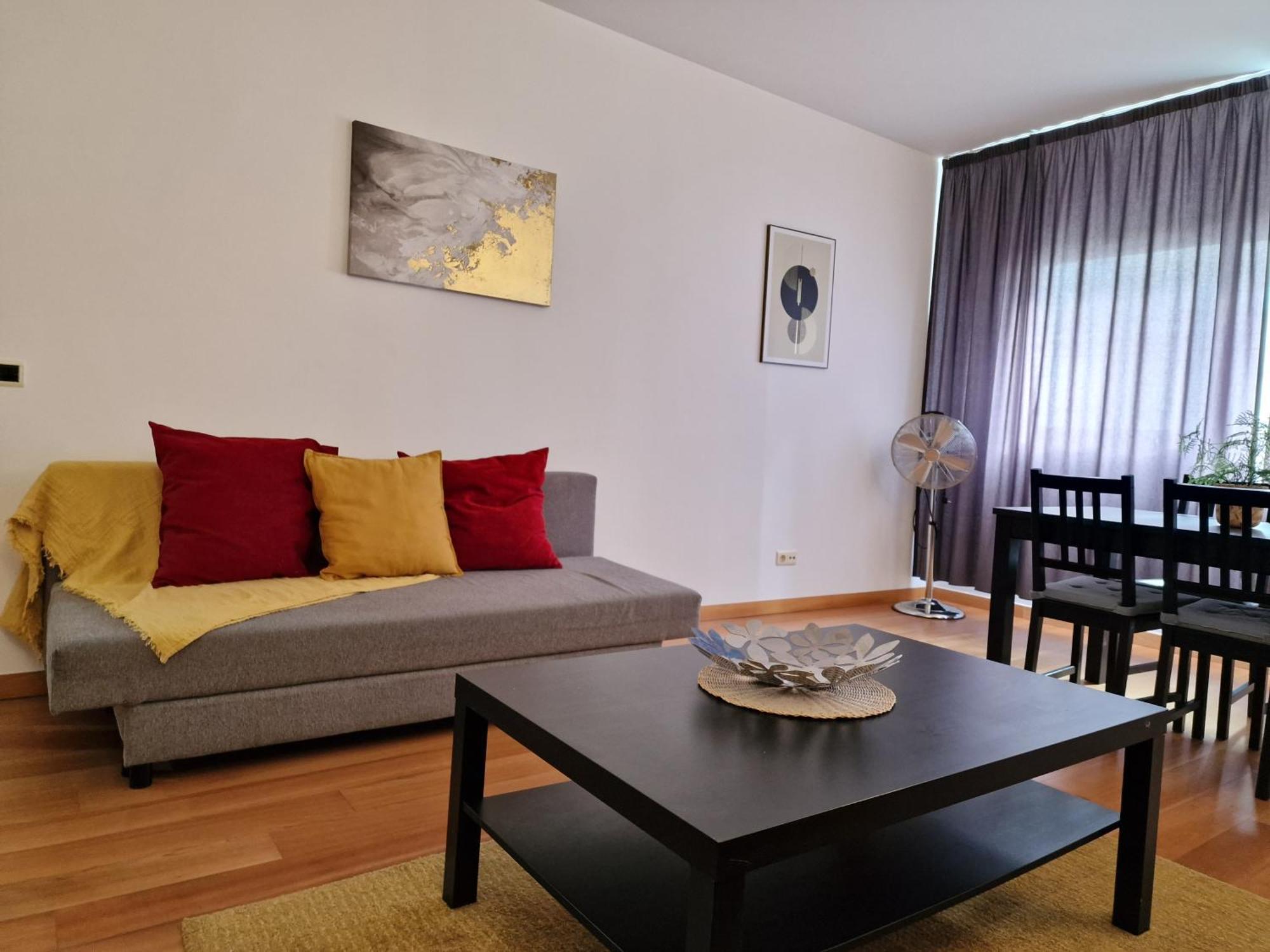 Riverside Tranquility Apartment